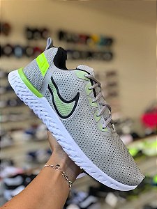 Nike React Cinza e Verde