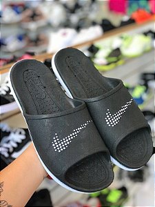 Chinelo Nk Preto