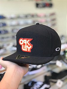 Boné Oakley 4