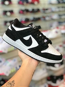 Nike SB Dunk Low Preto e Branco