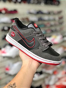 Nike 58 Preto e Vermelho