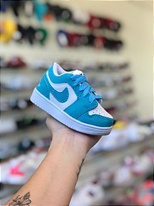 Nike Air Force Azul e Branco Bebê