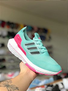 Ultraboost Verde Água e Rosa