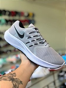 NK Zoom Cordinha Cinza e Preto