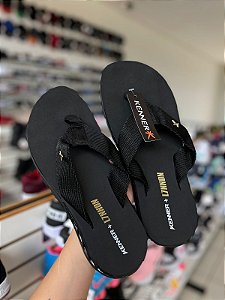 Chinelo Kenr Preto