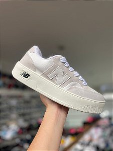 New Balance Camurça-Bege Creme
