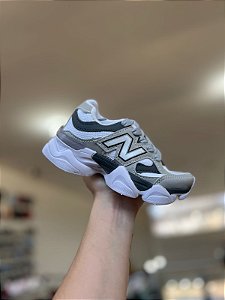 New Balance 9060 Cinza e Branco- Infantil