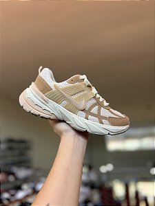 NK V2K Bege/Marrom Importado