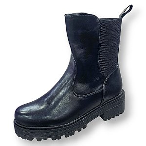 Bota Tratorada Cano Curto Elástico e Zíper - Preta