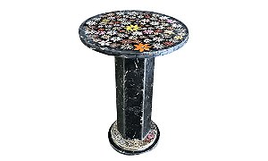 Mesa 050Ø em Dolomita Preta e Flores no Centro
