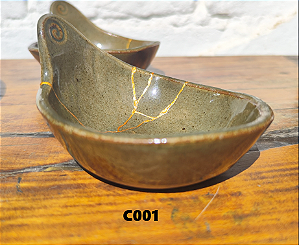 Chawan de Ceramica Pequeno com aba (Restaurado) Kintsugi Hideko
