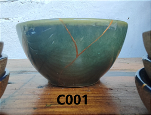 Chawan de Ceramica Medio Decorado Kintsugi Verde
