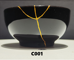 Chawan de Ceramica Preto Pequeno Restaurado Kintsugi