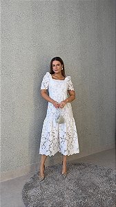 OPORTUNIDADE - Vestido Midi Graça de Renda Branca