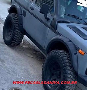 Alargador de Fibra P/ Lada Niva Grande Reforçado Jogo 4 pçs (novo) Ref. 1026