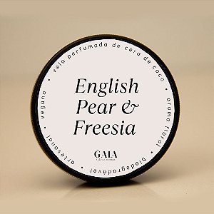 Vela Aromática English Pear and Freesia 50g