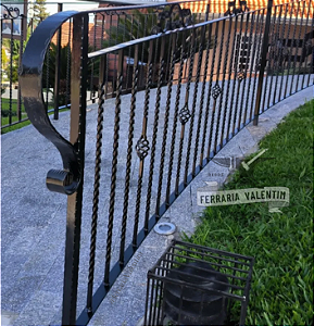 Barra De Ferro Quadrado Torcido 3/8" - medidas variadas