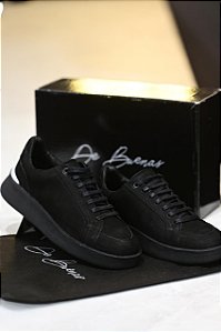 Sapato Preto Suede Detalhes Branco