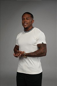 Camisa Off-White Gola Punho Algodão Egípcio De Buenas