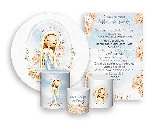 Kit 2 Painéis De Festa + Trio De Capas Cilindro - Nossa Senhora de Lourdes Branco Floral 010