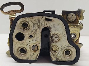Fechadura Manual Dianteira Esquerda Celta Gl 01/06 2Pts #22