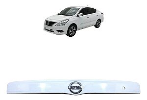 Friso Moldura Tampa Traseira Nissan Versa 2015 2016 A 2019 Branco