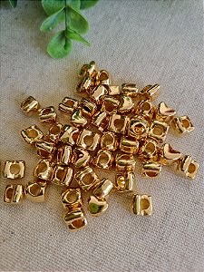 Coração Passante ABS Ouro (10gr - Aproximadamente 55un)