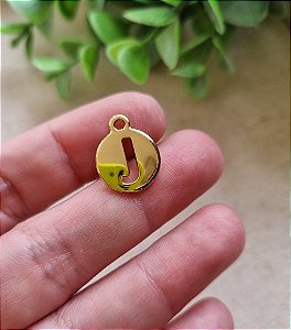 Pingente Letra J 16mm Ouro (un)