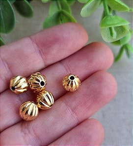 Pitanga ABS 8mm Ouro Furo Passante (10gr - Aproximadamente 44un)