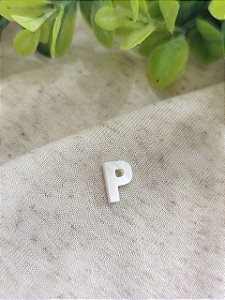 Pingente Letra P Madrepérola 10mm (UN)