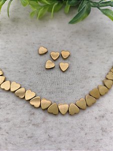 Entremeio Coração Hematita Dourado 5mm (10un)