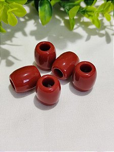 Conta Resina Marsala 18mm, com furo 7mm (4un)