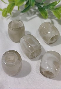 Conta de Resina Cinza Claro Mesclado 23mm, furo grande  (2un)