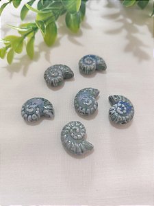 Caracol Porcelana, Passante Turquesa 20mm, furo 3mm (un)