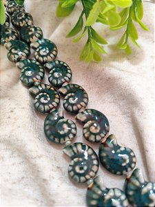 Caracol Porcelana, Passante Verde 20mm, furo 3mm (un)