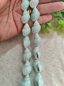 Caracol Passante Porcelana Azul Claro 20mm (2un)