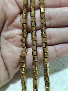 Hematita Cubo Dourado (Fio)