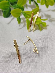 Brinco Palito 19mm Ouro Lixado, com argola articulada embutida (par)