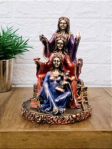 Estatueta Deusa Tríplice Sentada em Resina