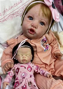 BEBÊ REBORN LIZ MEGA REALISTA COM MINI REBORN DE BRINDE