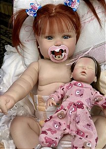 BEBÊ REBORN MENINA SILICONE ESTER COM MINI REBORN DE BRINDE