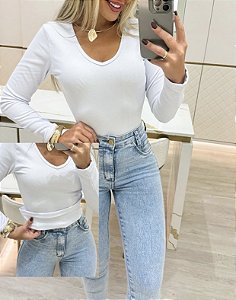 Blusa gola V peluciada