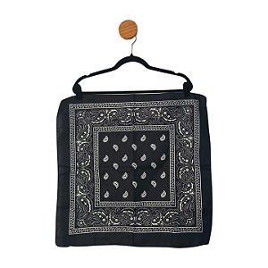 Lenço Preto