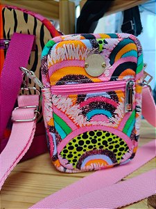 Bolsa Amora - Tapetes com rosa chiclete