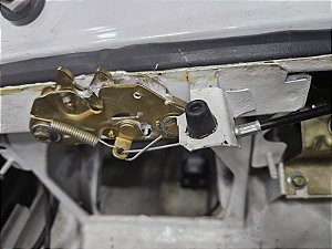 Batente Capô FIAT 147