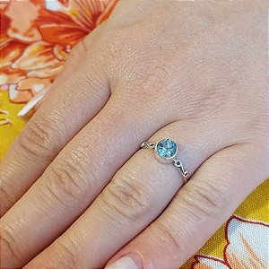 Anel Infinito Life Prata 925 e Pedra Topázio Azul