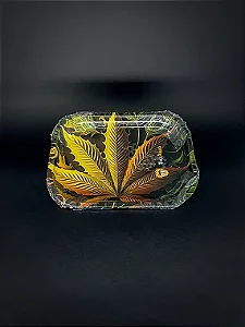 Bandeja de Metal Tokahauu Quadrada 18x14cm