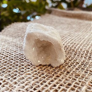 Mini Geodo de Cristal 48g - Limpeza, Equilíbrio