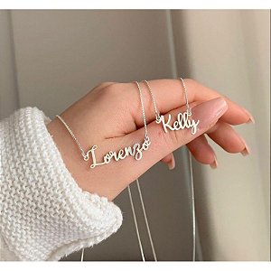 Colar fonte fina personalizado