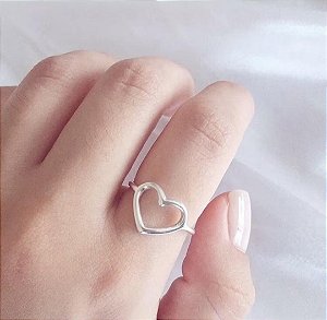 Anel com Coração Vazado